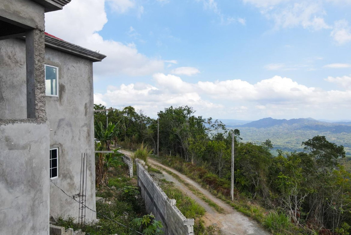 Fifteenth image of 31 Coopers Hill in Kingston 19, St. Andrew, Jamaica - property is For Sale