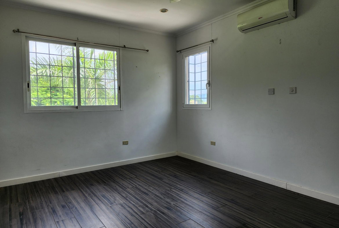 Seventeenth image of 9 Earls Court in Kingston 8, St. Andrew, Jamaica - property is For Rent