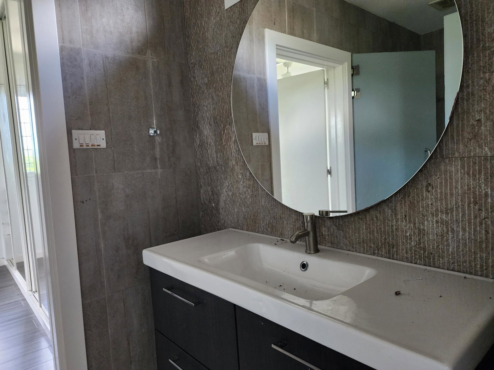 Eighteenth image of 9 Earls Court in Kingston 8, St. Andrew, Jamaica - property is For Rent