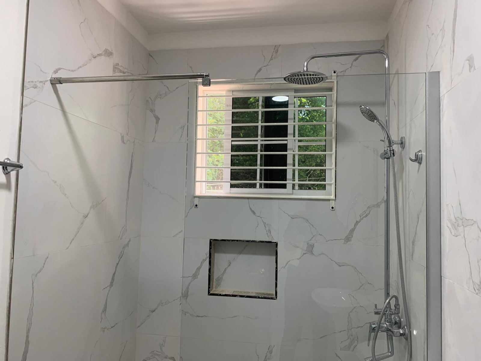 Thirteenth image of 282 Poinciana Drive in Little River, St. James, Jamaica - property is For Rent