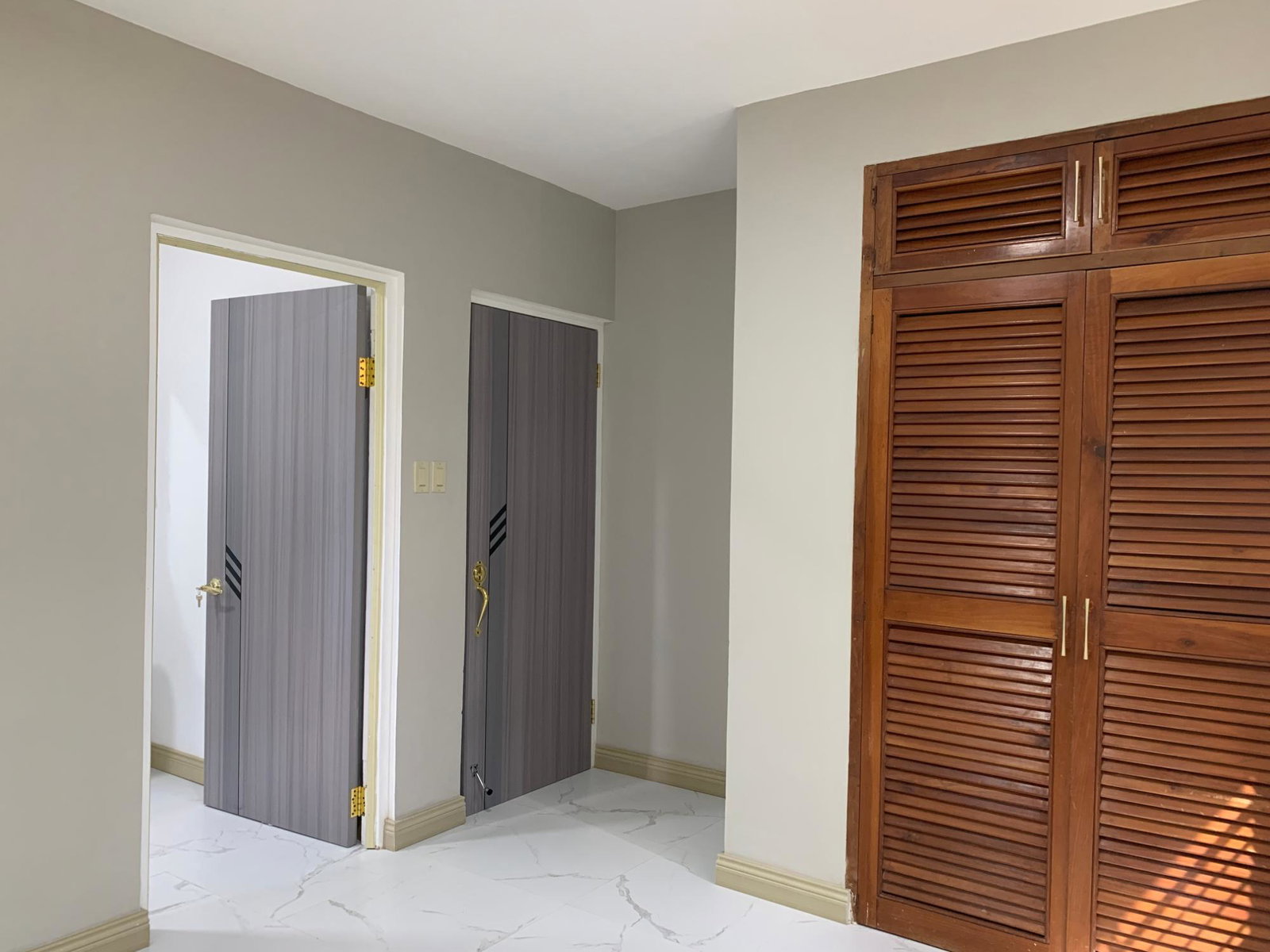 Ninth image of 282 Poinciana Drive in Little River, St. James, Jamaica - property is For Rent