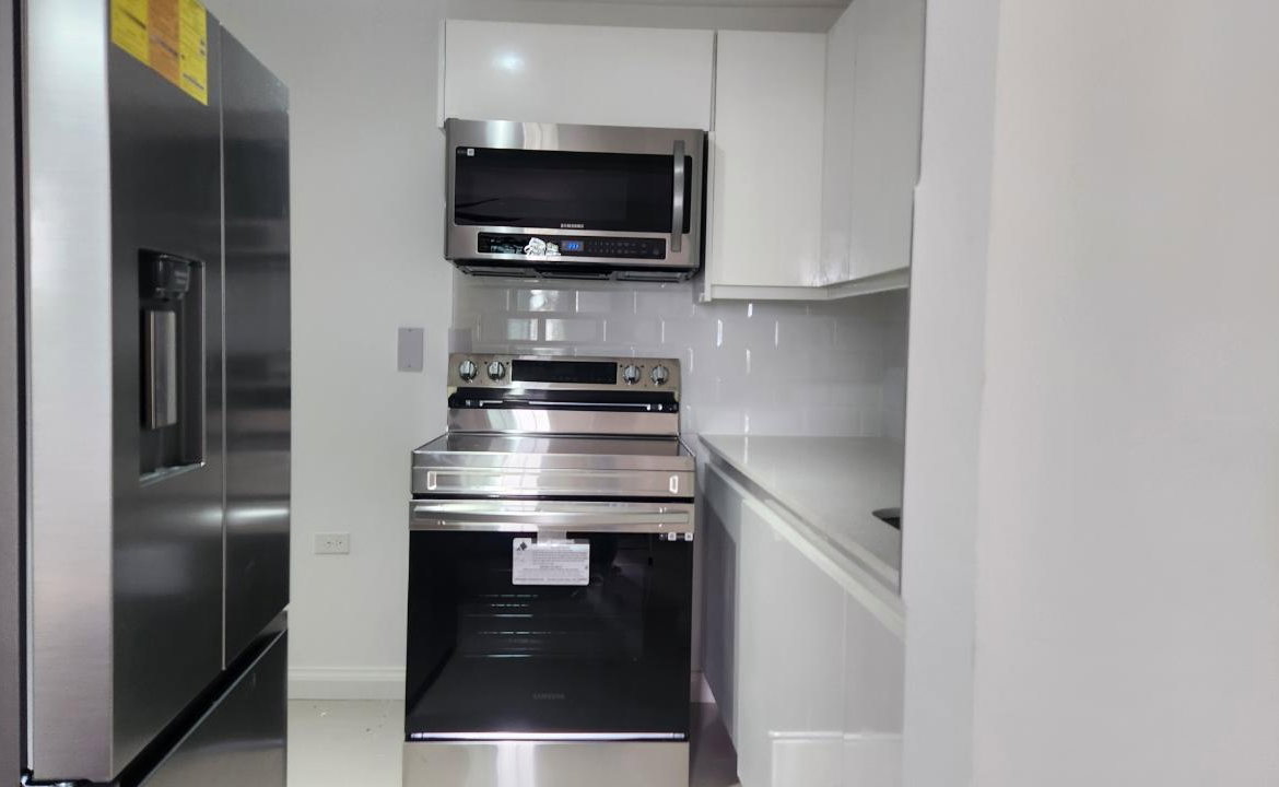 Second image of 2-5a Mayfair, Kingston 19 in Kingston 19, St. Andrew, Jamaica - property is For Rent