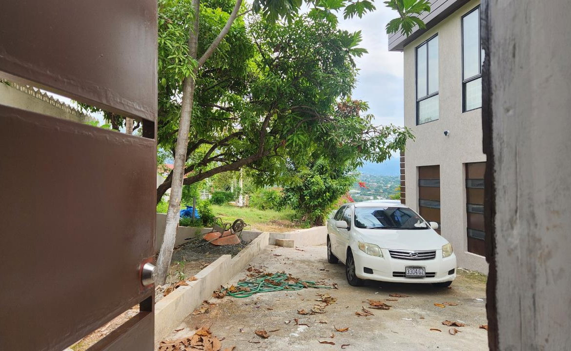 Seventh image of 2-5a Mayfair, Kingston 19 in Kingston 19, St. Andrew, Jamaica - property is For Rent