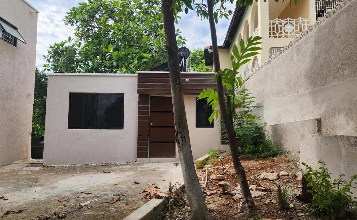 Ninth image of 2-5a Mayfair, Kingston 19 in Kingston 19, St. Andrew, Jamaica - property is For Rent