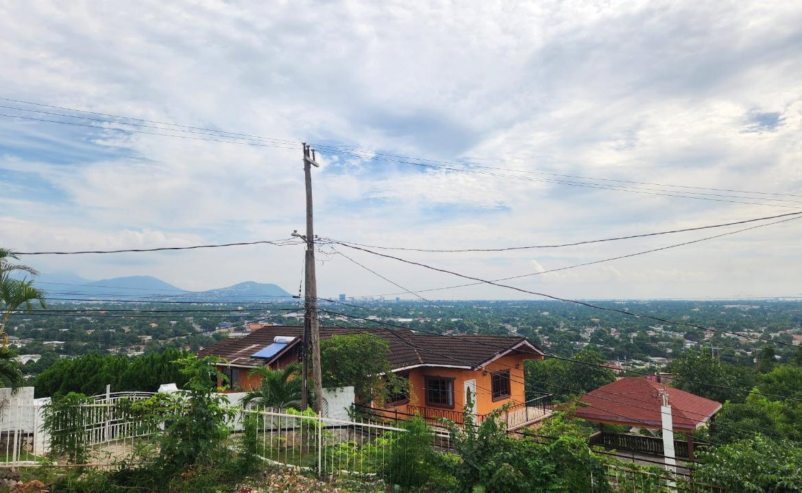 Tenth image of 2-5a Mayfair, Kingston 19 in Kingston 19, St. Andrew, Jamaica - property is For Rent