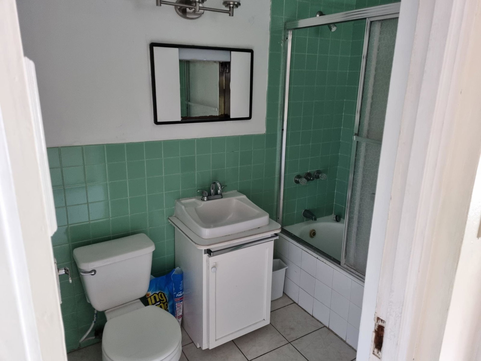 Thirteenth image of 10-4 Devon Road, Kingston 10 in Kingston 10, St. Andrew, Jamaica - property is For Rent