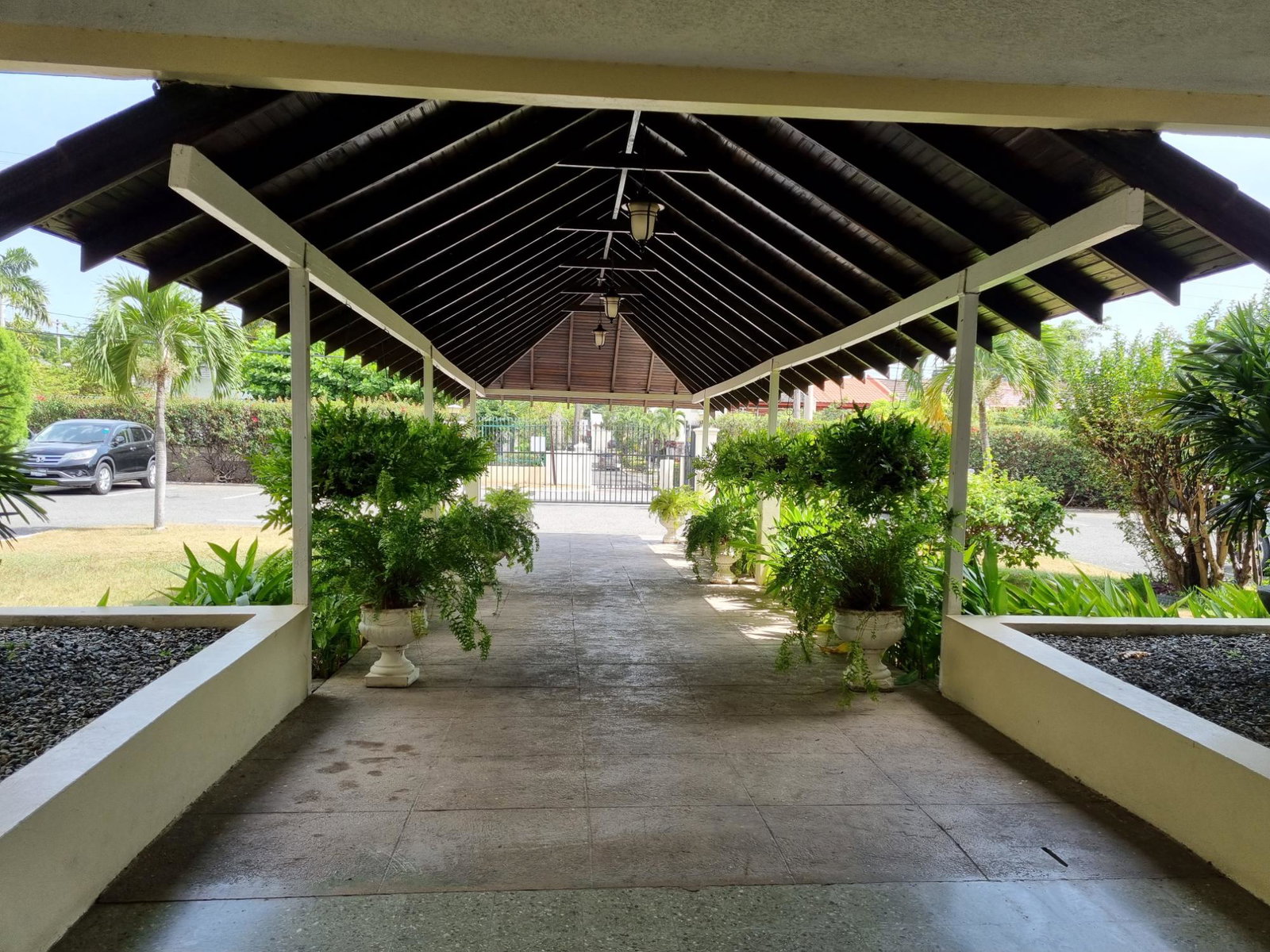 Twentieth image of 10-4 Devon Road, Kingston 10 in Kingston 10, St. Andrew, Jamaica - property is For Rent