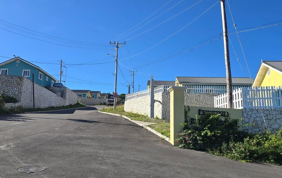 Seventh image of 81 Edmund Ridge Estate in Rose Hall, St. James, Jamaica - property is For Rent