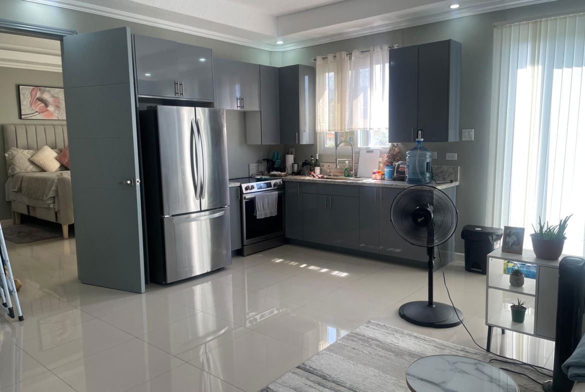 Eighth image of 19-15 Seaview Avenue, St.andrew in Kingston 6, St. Andrew, Jamaica - property is For Rent
