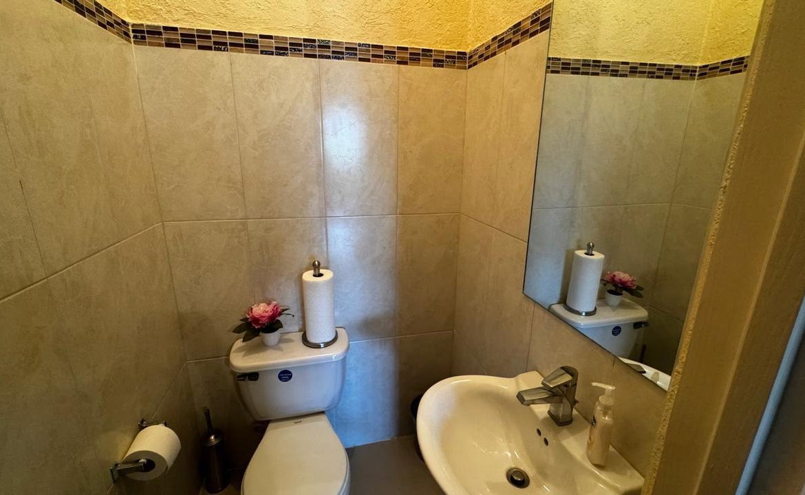 Thirteenth image of Apt 38-9-11 Washington Drive,kingston in Kingston 10, St. Andrew, Jamaica - property is For Rent