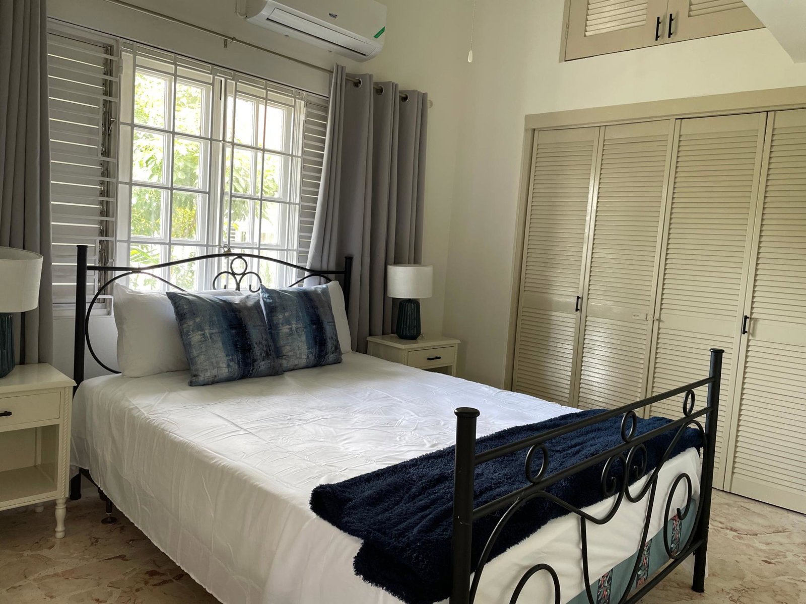 Twelfth image of F7-8 East Kingshouse Road in Kingston 6, St. Andrew, Jamaica - property is For Rent