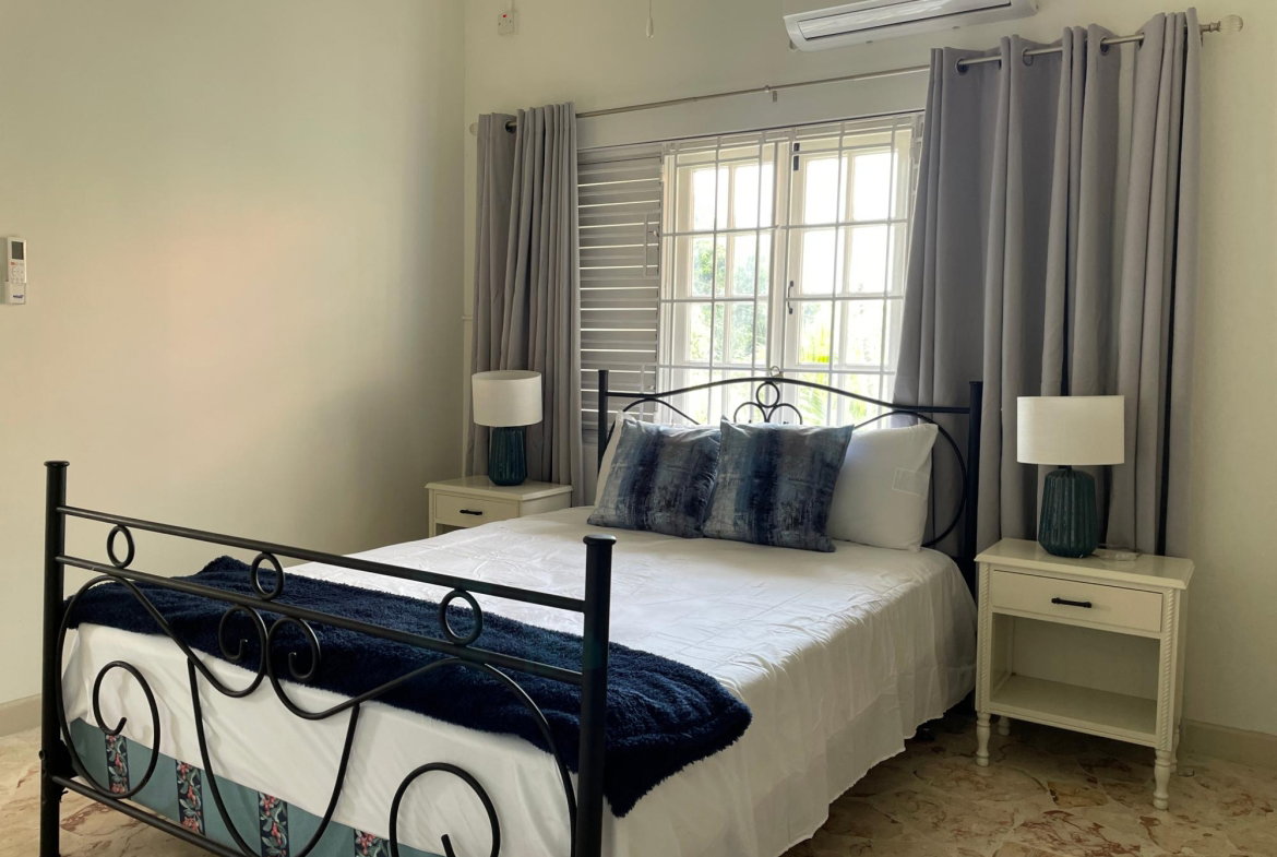 Thirteenth image of F7-8 East Kingshouse Road in Kingston 6, St. Andrew, Jamaica - property is For Rent