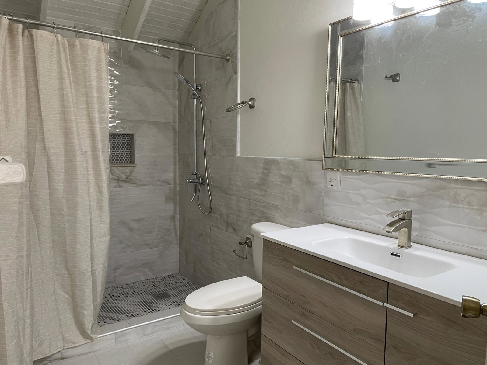 Twentieth image of F7-8 East Kingshouse Road in Kingston 6, St. Andrew, Jamaica - property is For Rent