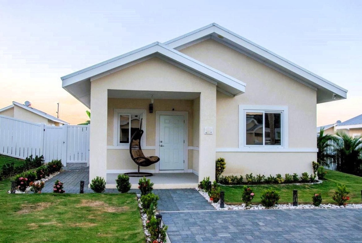 Second image of 395- Oceanpointe in Lucea, Hanover, Jamaica - property is For Rent