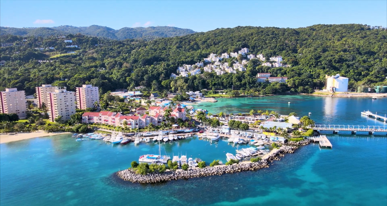 Fourth image of 33- Ocho Rios Country Club, g in Ocho Rios, St. Ann, Jamaica - property is For Rent