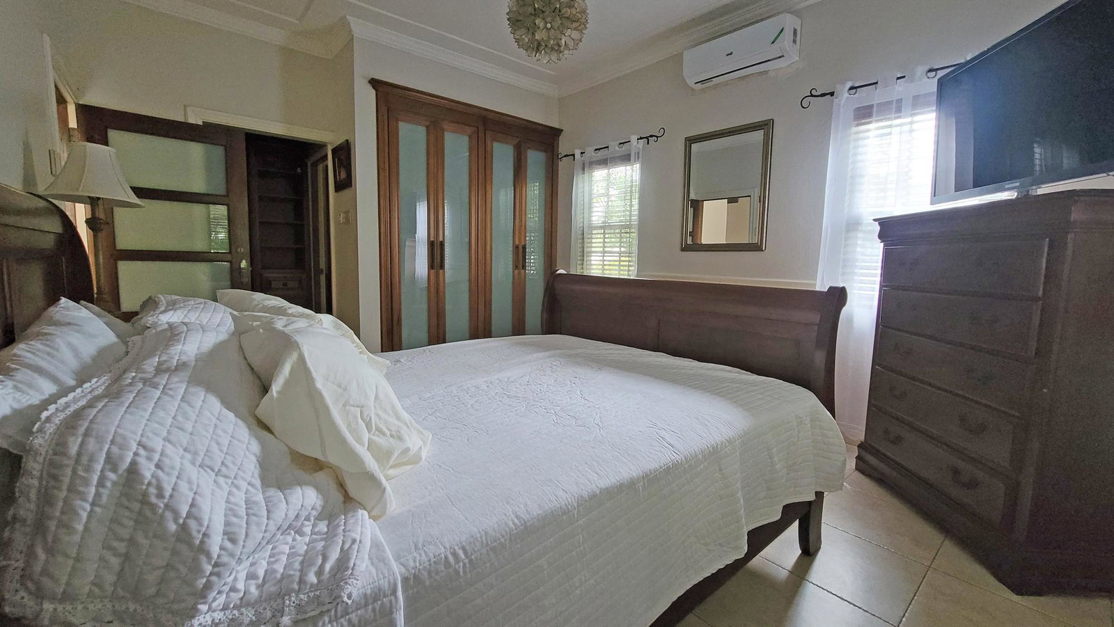 Elegant-3-Bedroom-Apartment-for-Rent-in-Nobrook-Jamaica Thirteenth image of 2-3 Norbrook Drive in Kingston 8, St. Andrew, Jamaica - property is For Rent