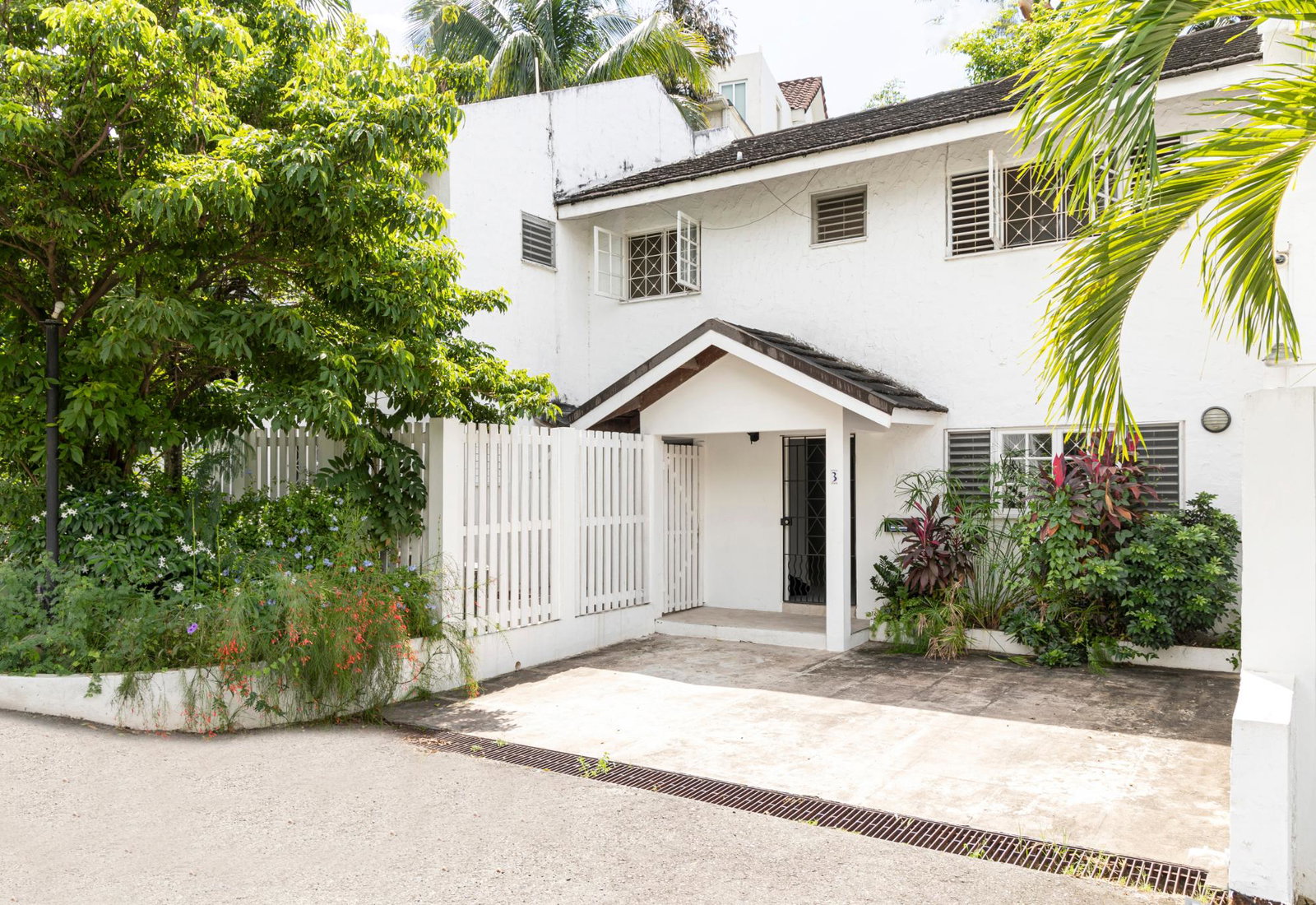 Second image of 3-2a Farringdon Estate Homes in Kingston 6, St. Andrew, Jamaica - property is For Rent