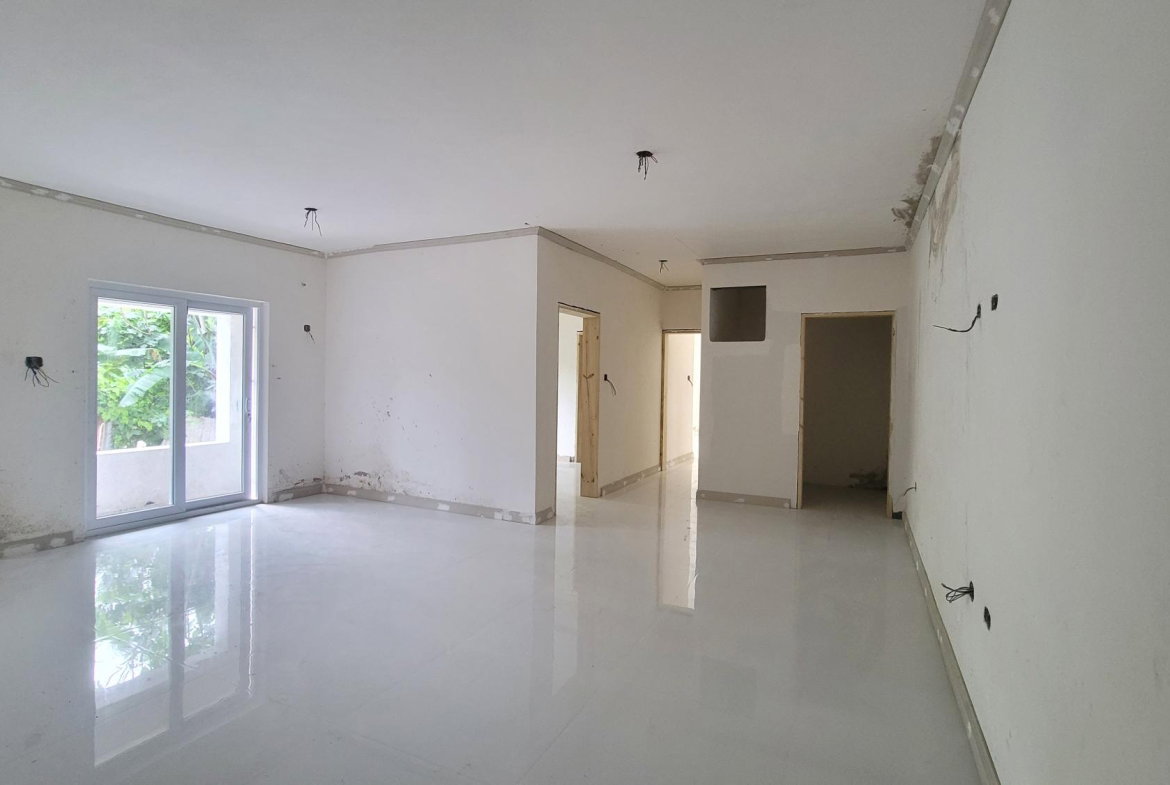 Sixth image of 10 Merrivale Close in Kingston 8, St. Andrew, Jamaica - property is For Sale