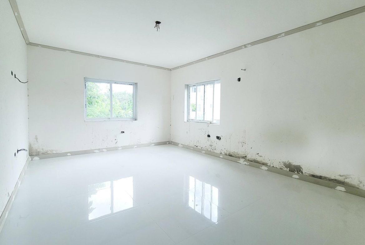 Eighth image of 10 Merrivale Close in Kingston 8, St. Andrew, Jamaica - property is For Sale