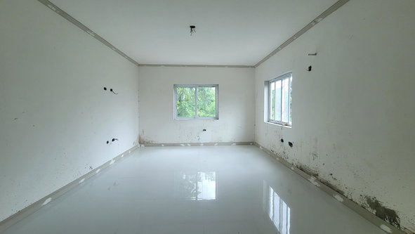 Ninth image of 10 Merrivale Close in Kingston 8, St. Andrew, Jamaica - property is For Sale