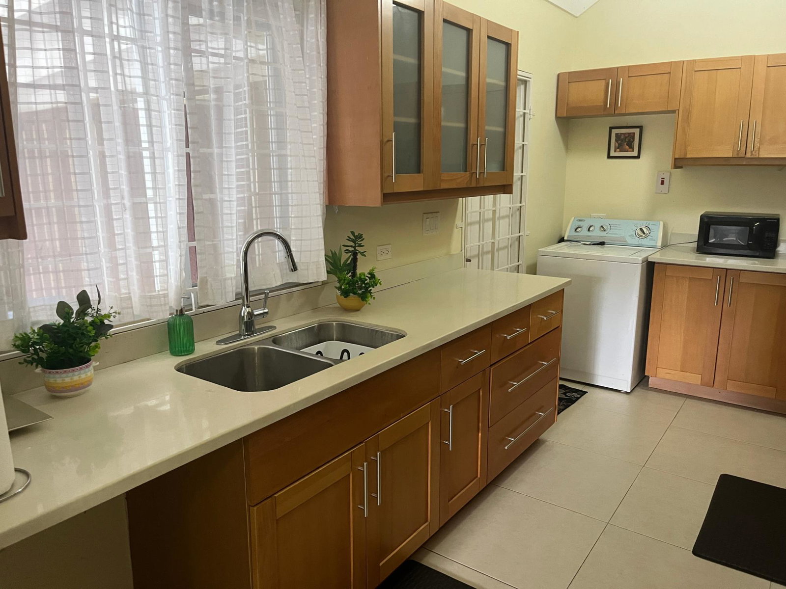 Executive-3-Bedroom-House-for-Rent-in-Richmond-St-Ann Thirteenth image of Richmond, st Ann in Richmond, St. Ann, Jamaica - property is For Rent