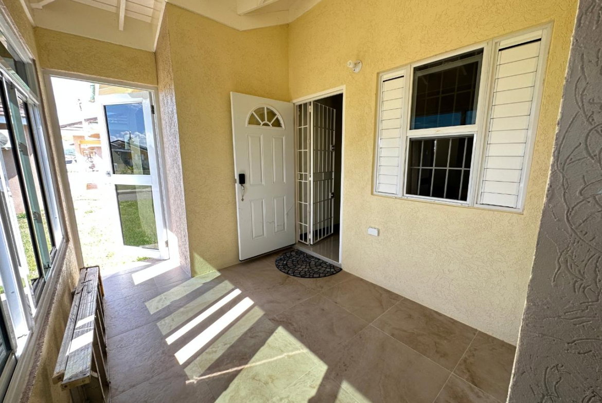 Third image of 5- Old Harbour Street in Old Harbour, St. Catherine, Jamaica - property is For Rent