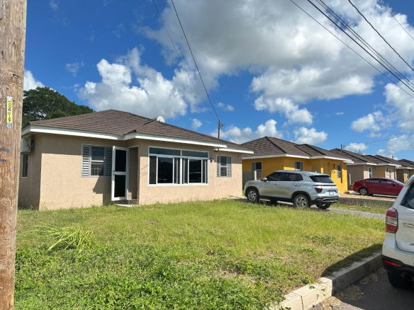 First image of 5- Old Harbour Street in Old Harbour, St. Catherine, Jamaica - property is For Rent