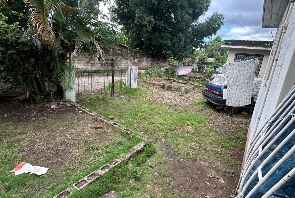 Fourth image of 1 Ward Close, Kingston 8 in KINGSTON, Kingston, Jamaica - property is For Sale