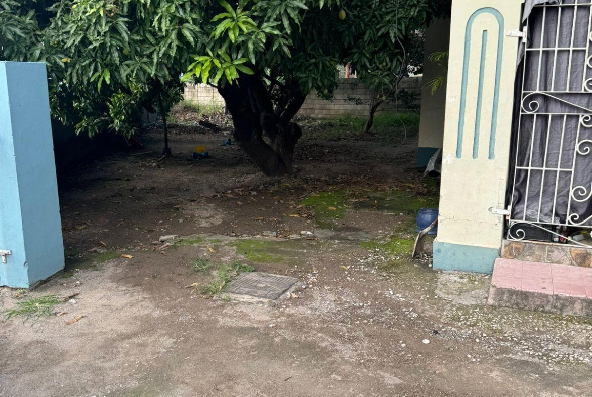 Third image of 6a White Hall Ave in Kingston 19, St. Andrew, Jamaica - property is For Sale