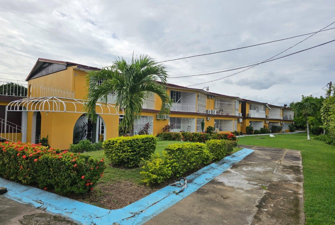Seventh image of 10a-121 1/2 Constant Spring Road in Kingston 8, St. Andrew, Jamaica - property is For Sale