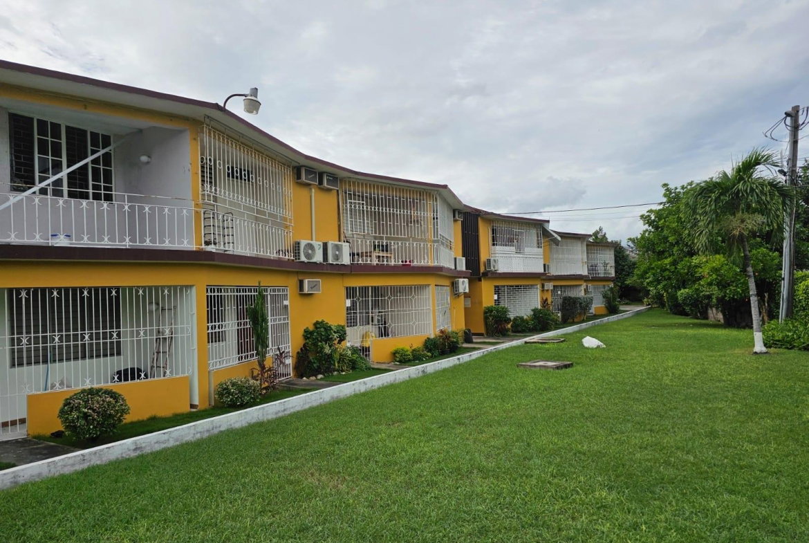 Ninth image of 10a-121 1/2 Constant Spring Road in Kingston 8, St. Andrew, Jamaica - property is For Sale