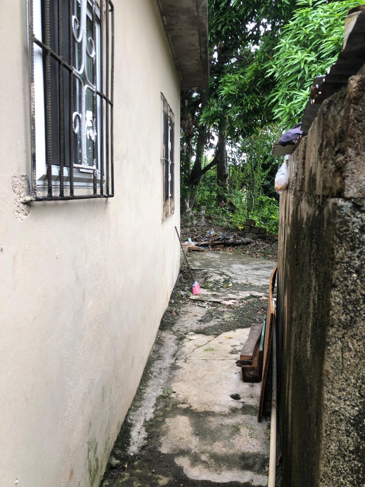 Fixer-Upper-for-Sale-in-St.-Ann-Jamaica-5.6-Acres-with-Two-Dwellings Fifth image of Williams Field Dumbarton in Dunbarton, St. Ann, Jamaica - property is For Sale