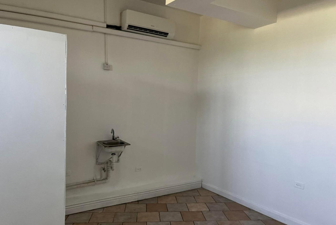 Fifth image of 7c-2 Seymour Ave in Kingston 6, St. Andrew, Jamaica - property is For Rent