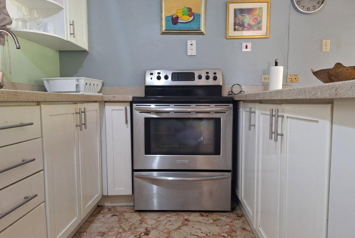 Thirteenth image of A7-8 East King's House Road in Kingston 6, St. Andrew, Jamaica - property is For Rent