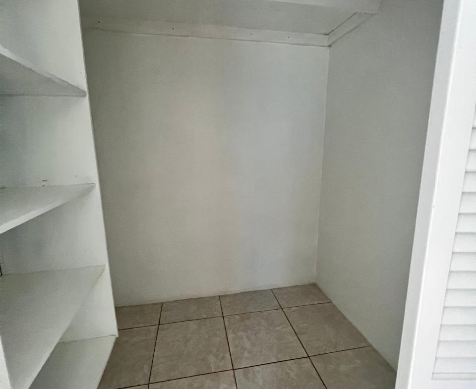 Seventh image of 385 Porto Bello in Porto Bello, St. James, Jamaica - property is For Rent