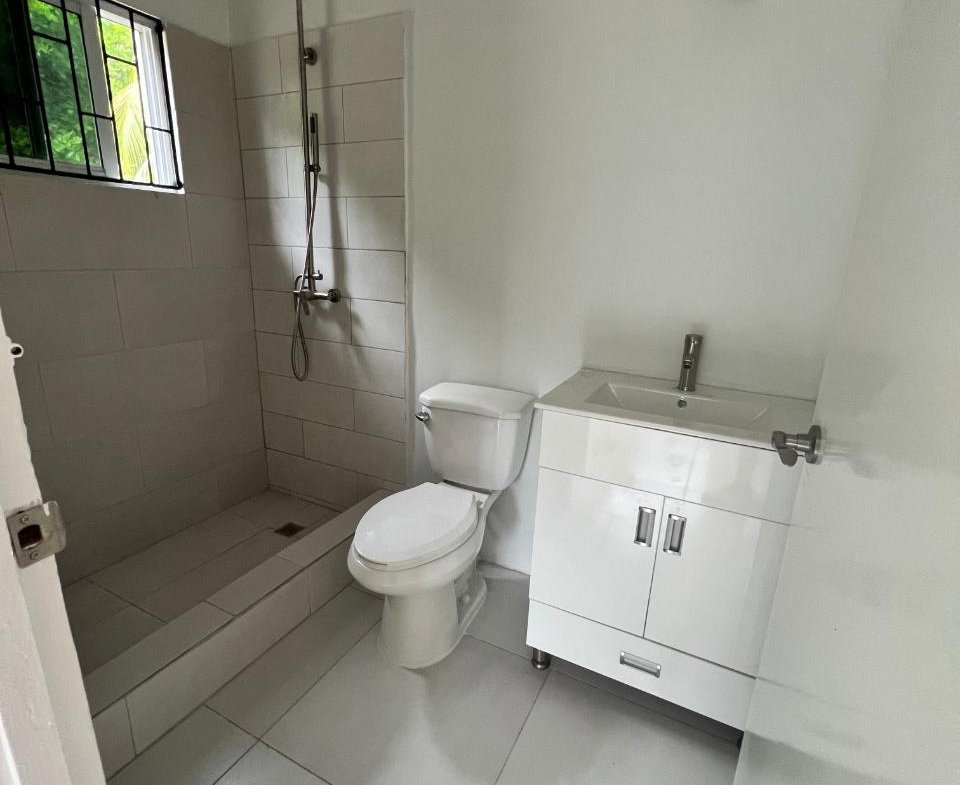 Eighth image of 385 Porto Bello in Porto Bello, St. James, Jamaica - property is For Rent