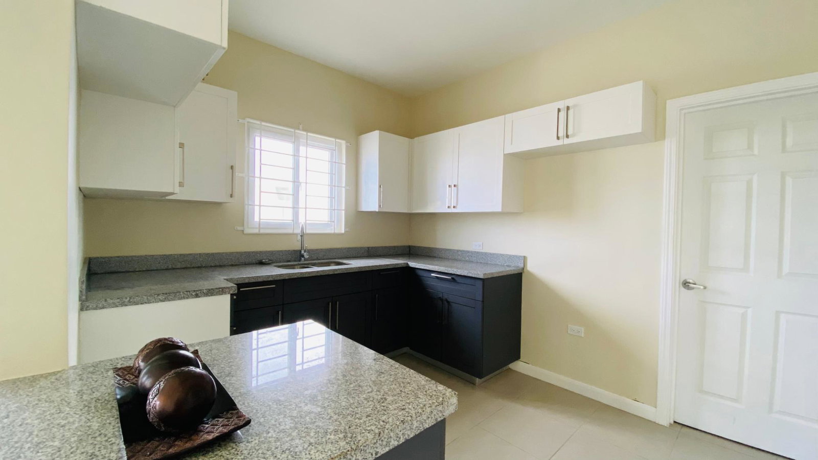 Nineteenth image of 21- Oceanpointe in Lucea, Hanover, Jamaica - property is For Rent