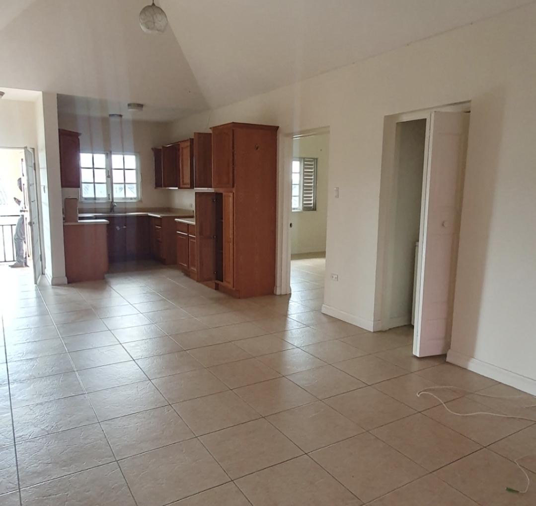 For-Rent-Top-Floor-2-Bedroom-Apartment-in-Chateau-Lingfield-St.-Andrew Second image of 31-1 Marley Road Chateau Lin in Kingston 6, St. Andrew, Jamaica - property is For Rent