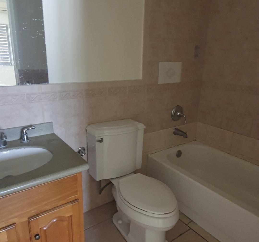 For-Rent-Top-Floor-2-Bedroom-Apartment-in-Chateau-Lingfield-St.-Andrew Fourth image of 31-1 Marley Road Chateau Lin in Kingston 6, St. Andrew, Jamaica - property is For Rent