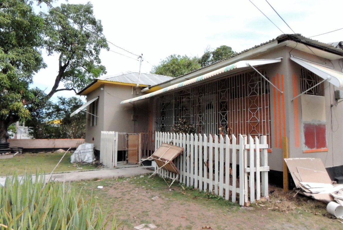 Fifth image of 22 South Street, Old Harbour in Old Harbour, St. Catherine, Jamaica - property is For Sale