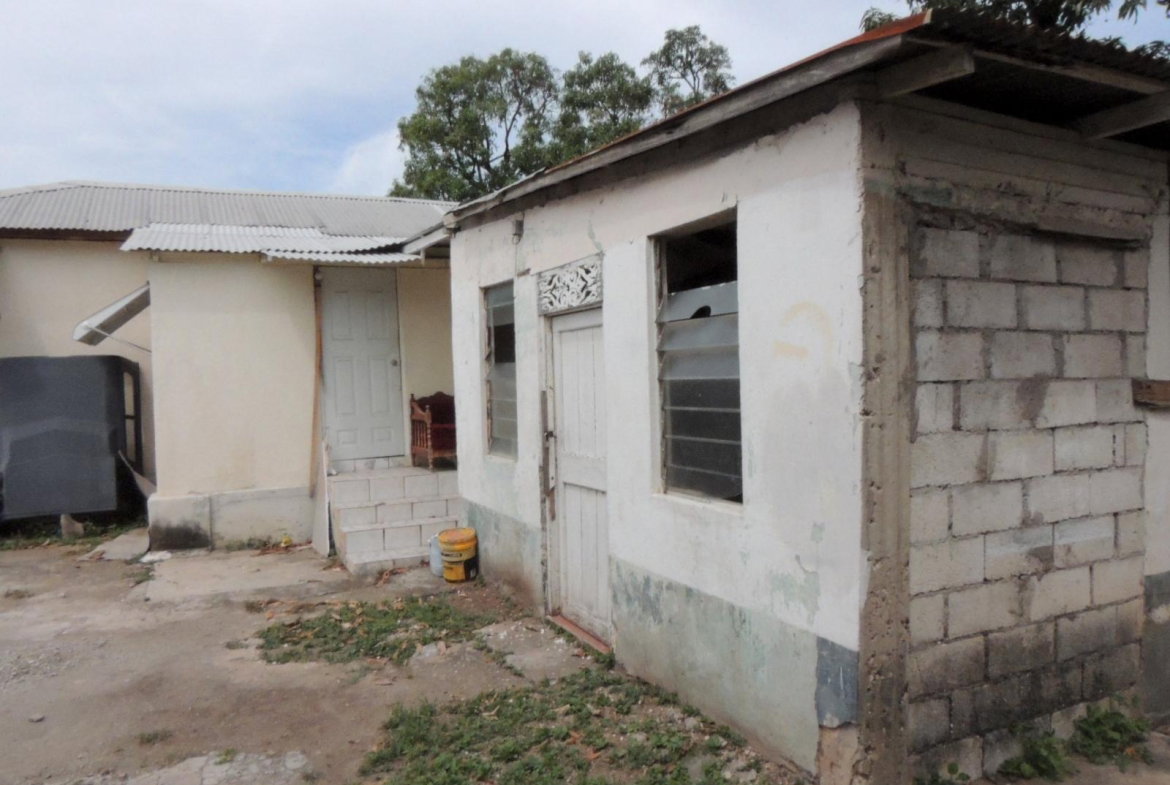 Seventh image of 22 South Street, Old Harbour in Old Harbour, St. Catherine, Jamaica - property is For Sale