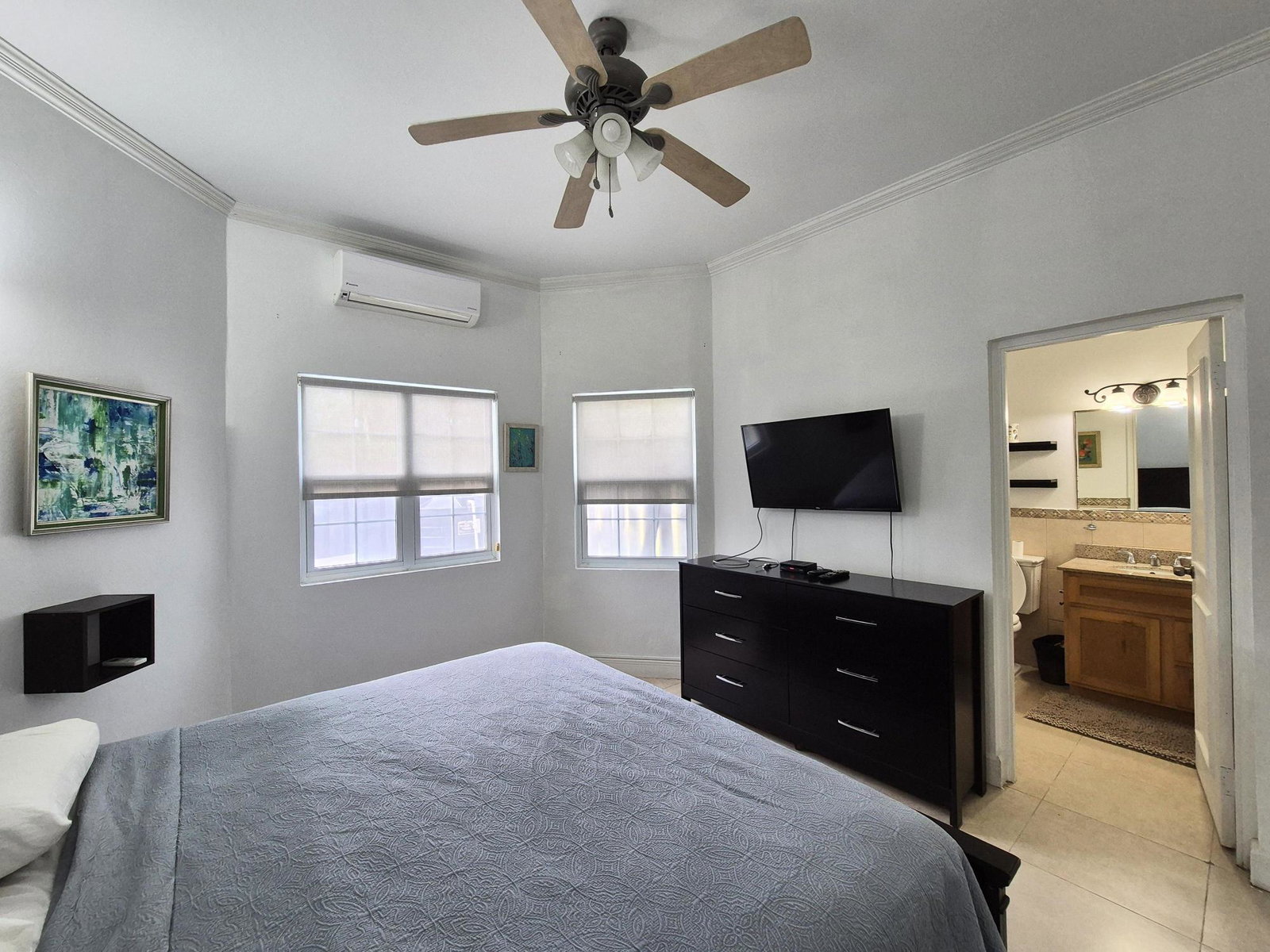 Seventh image of Apt. 11-1111 Sterling Avenue in Ironshore, St. James, Jamaica - property is For Rent
