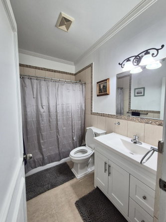 Tenth image of Apt. 11-1111 Sterling Avenue in Ironshore, St. James, Jamaica - property is For Rent