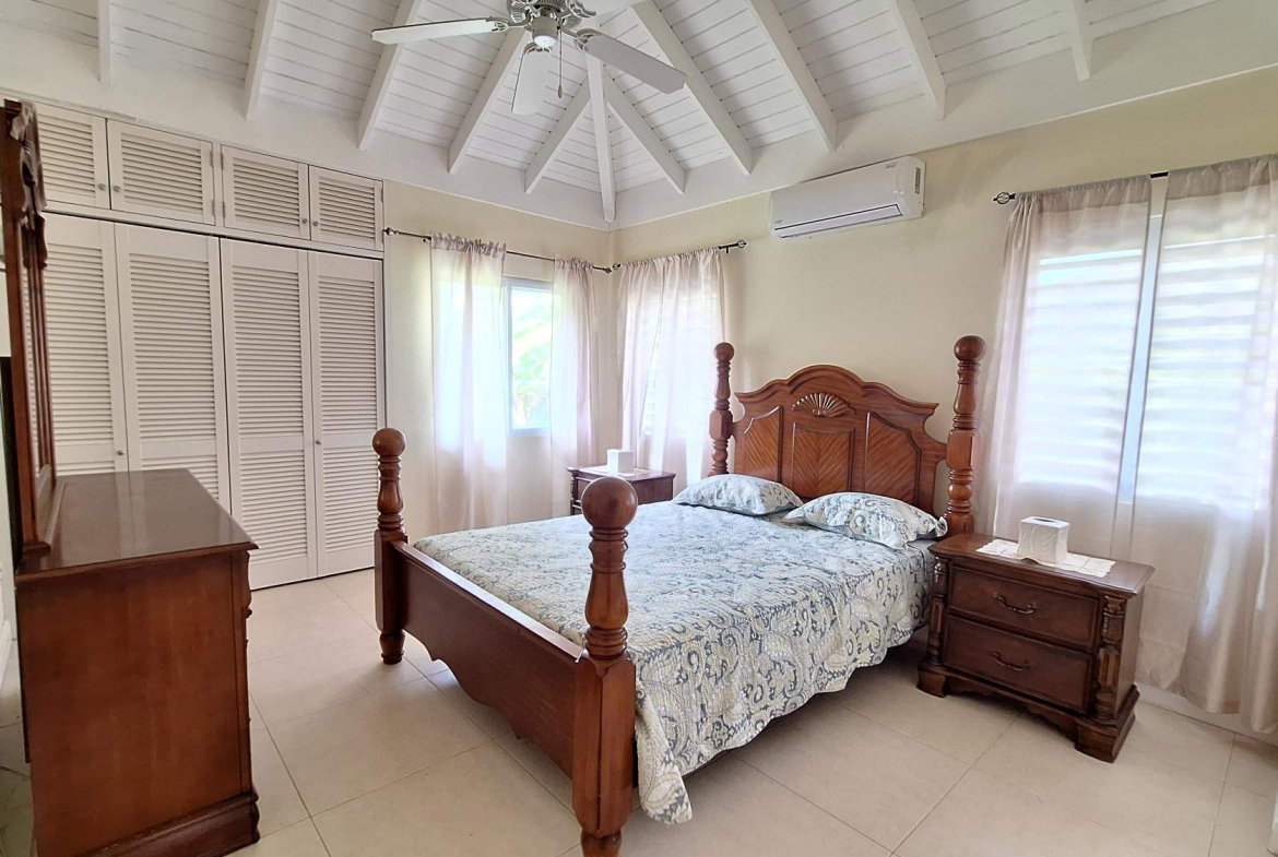 Eleventh image of 335 Guava Avenue in Richmond, St. Ann, Jamaica - property is For Rent