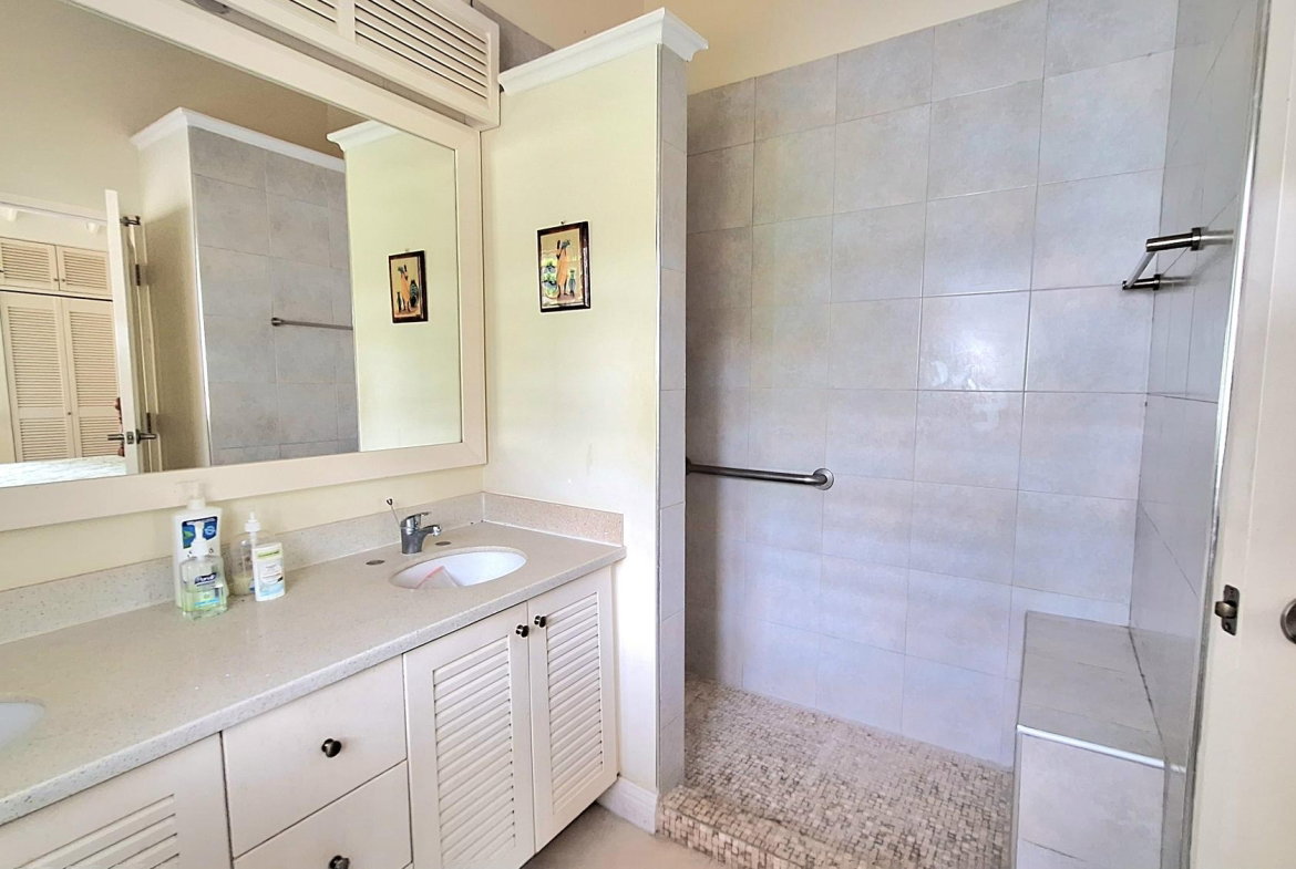 Thirteenth image of 335 Guava Avenue in Richmond, St. Ann, Jamaica - property is For Rent