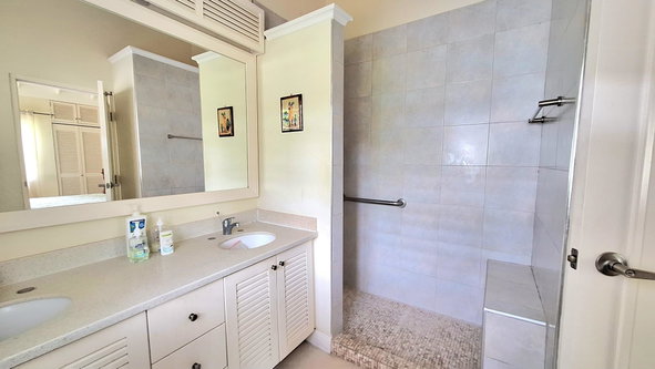 Thirteenth image of 335 Guava Avenue in Richmond, St. Ann, Jamaica - property is For Rent
