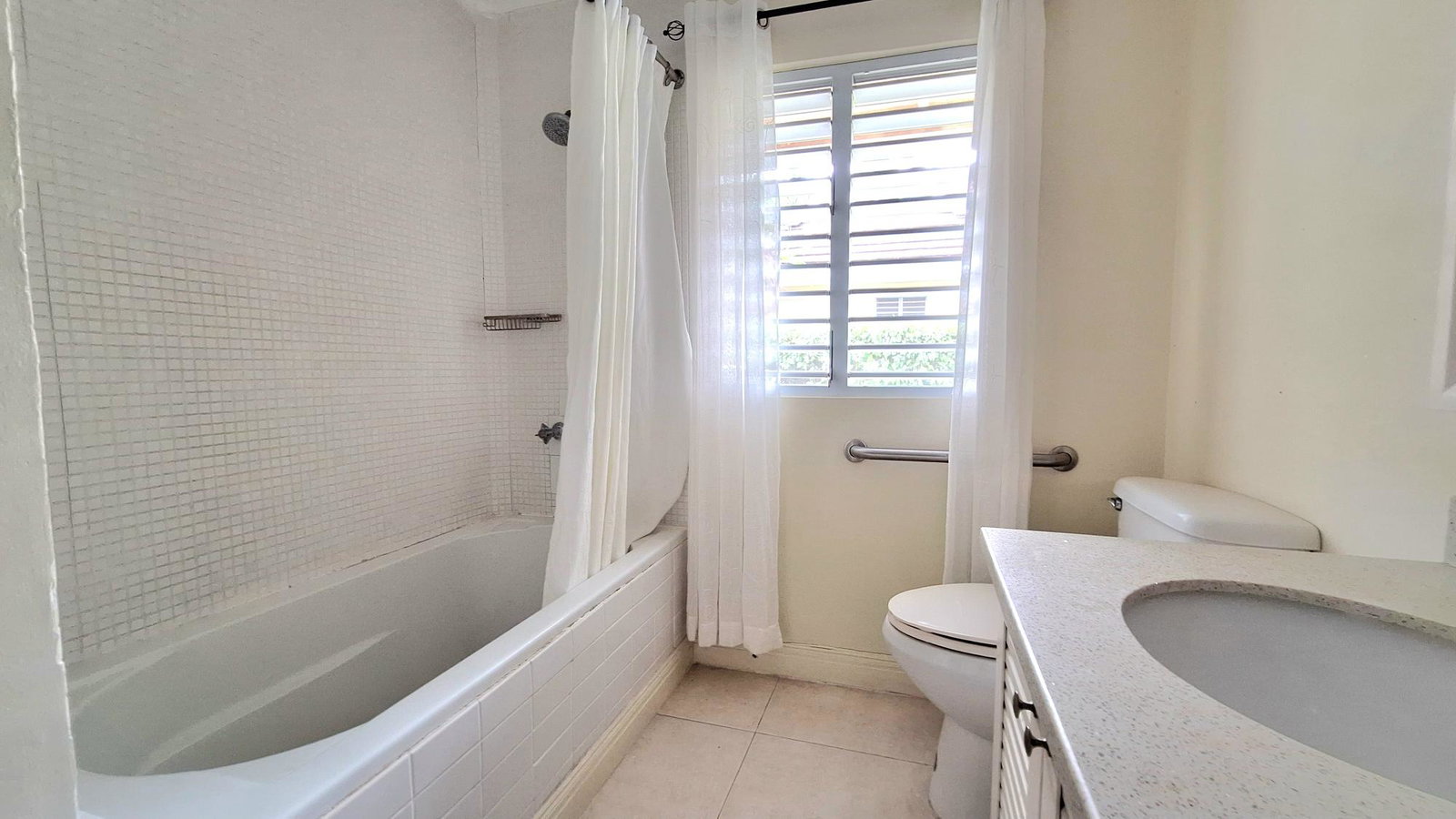 Fourteenth image of 335 Guava Avenue in Richmond, St. Ann, Jamaica - property is For Rent