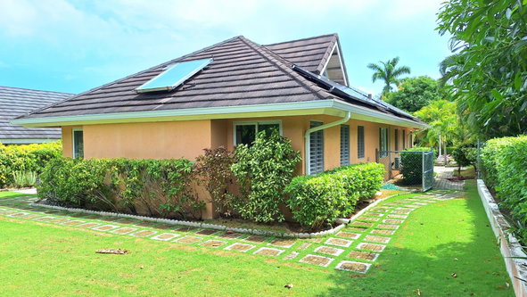 Third image of 335 Guava Avenue in Richmond, St. Ann, Jamaica - property is For Rent