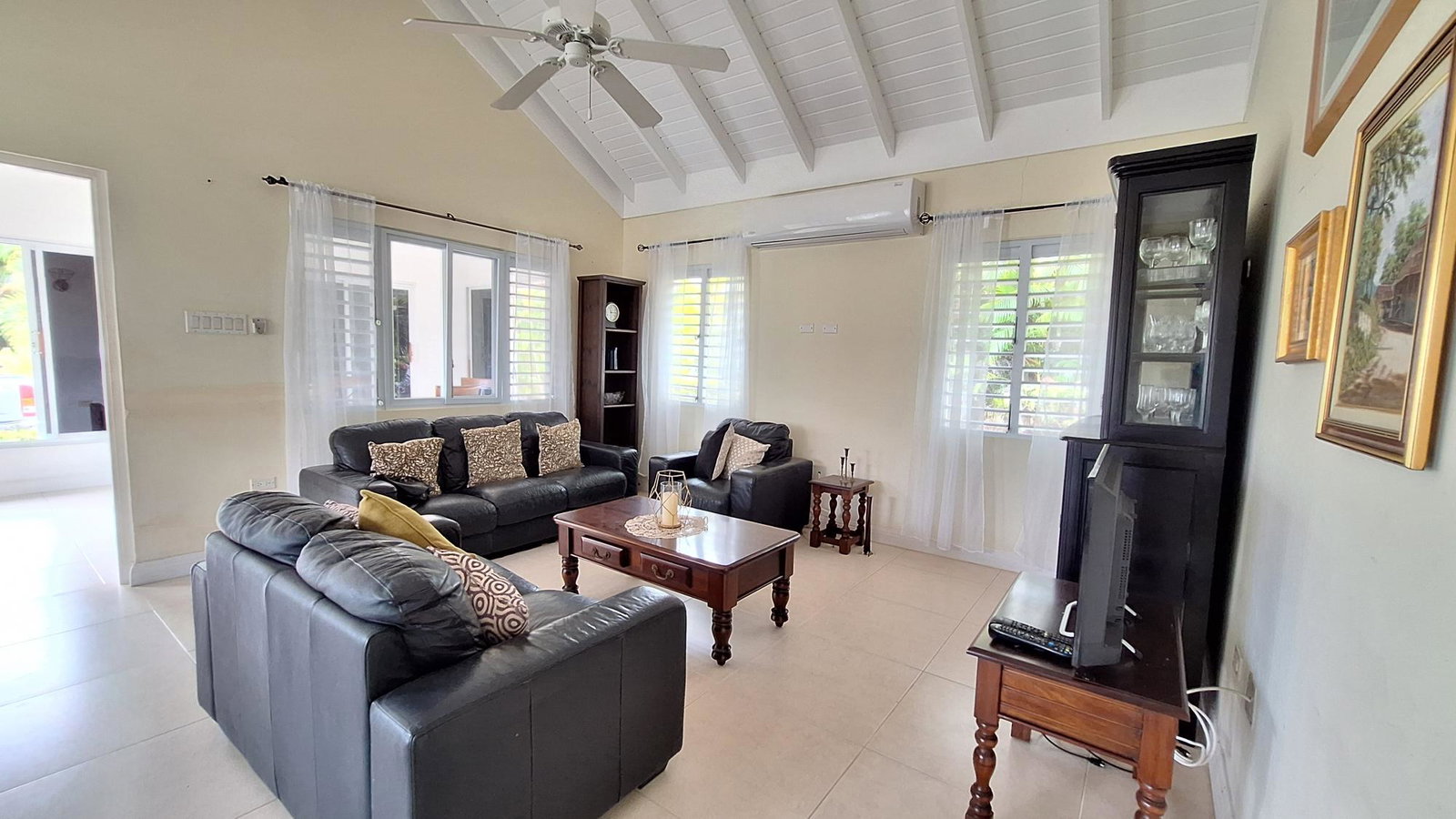 Sixth image of 335 Guava Avenue in Richmond, St. Ann, Jamaica - property is For Rent