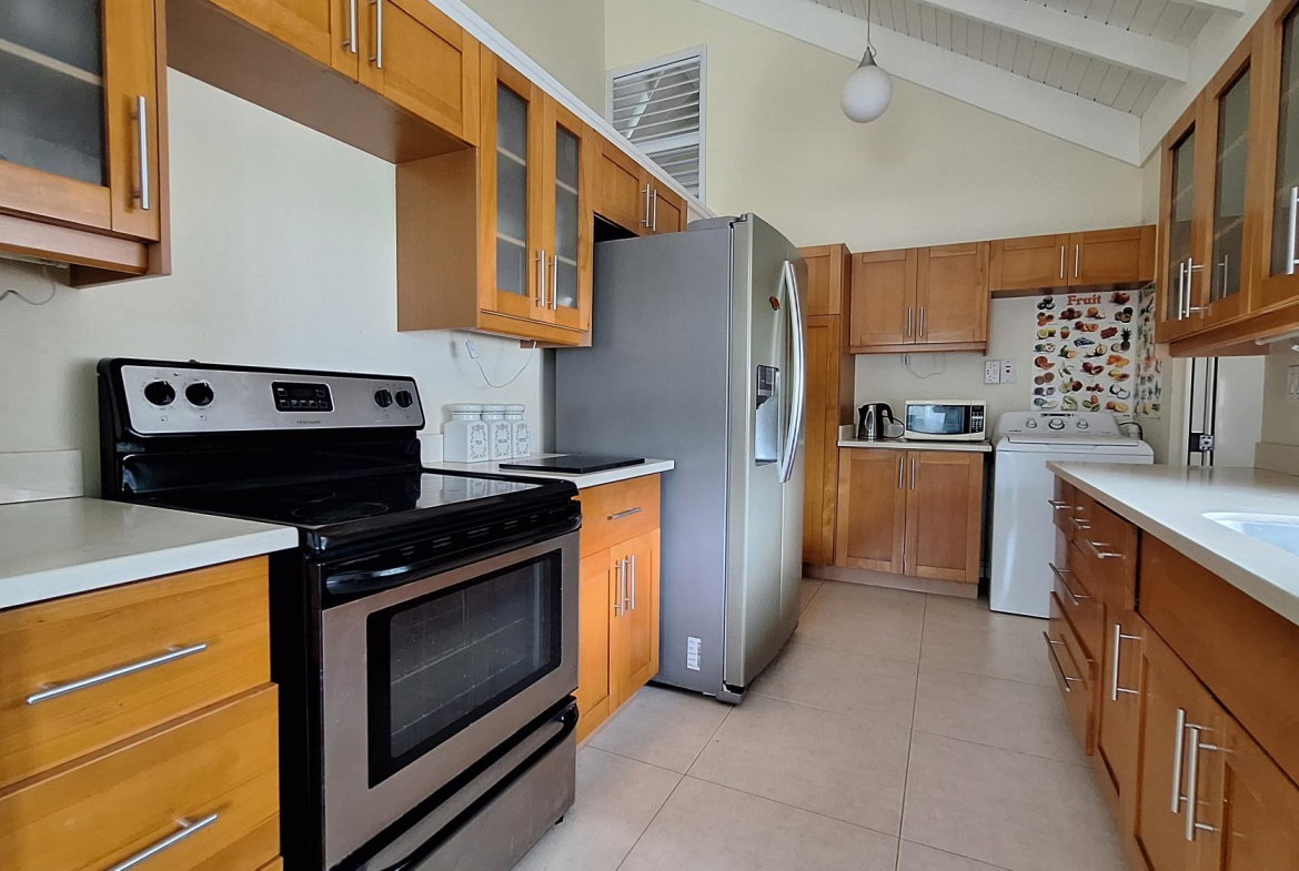 Ninth image of 335 Guava Avenue in Richmond, St. Ann, Jamaica - property is For Rent